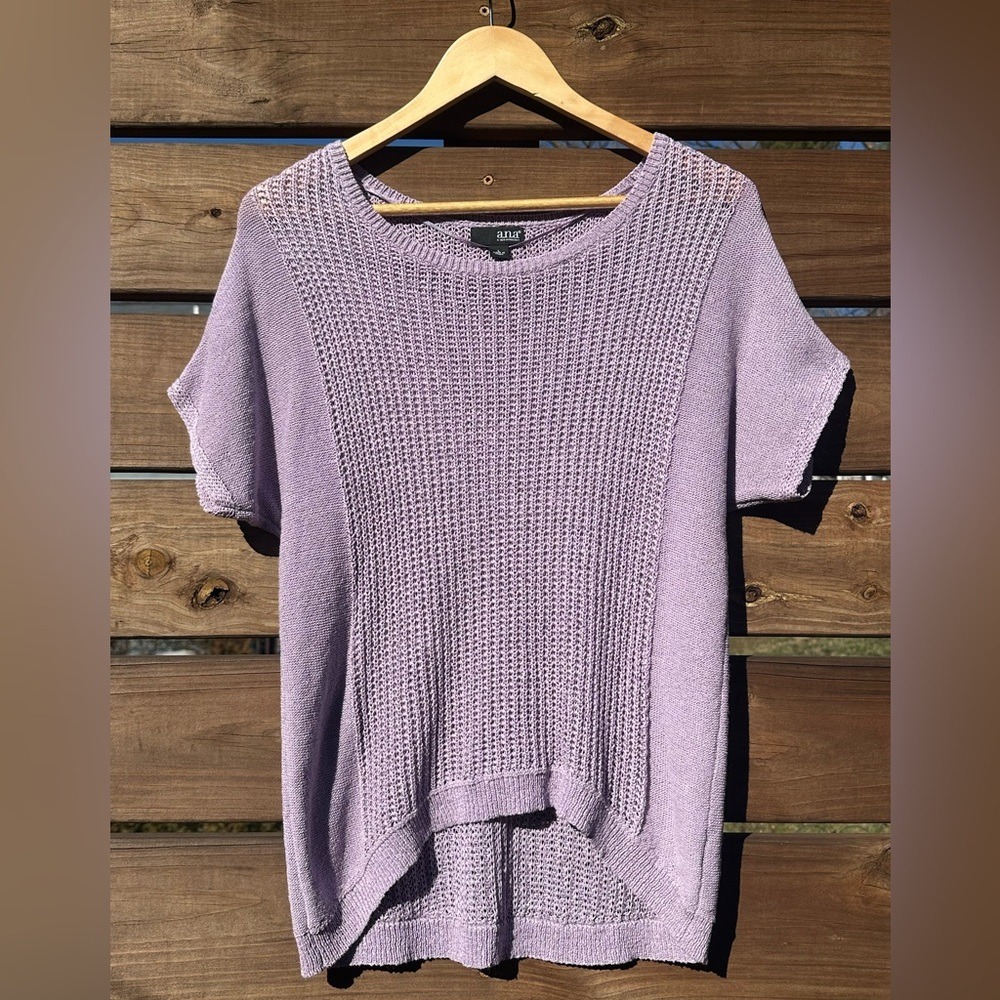 a.n.a Lavender Short Sleeve Lightweight Scoop Neck Knit Top